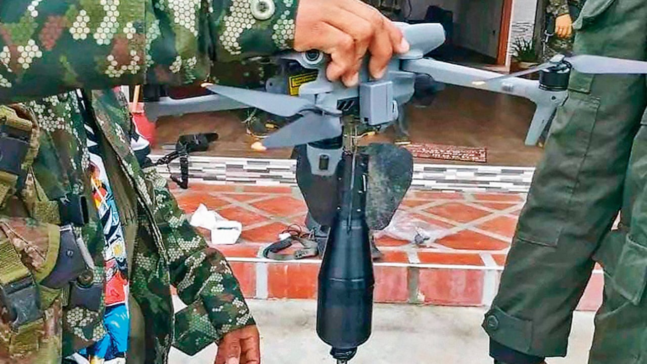 Así, las disidencias de Mordisco están acondicionando drones con explosivos para atacar a la fuerza pública en el Cauca.