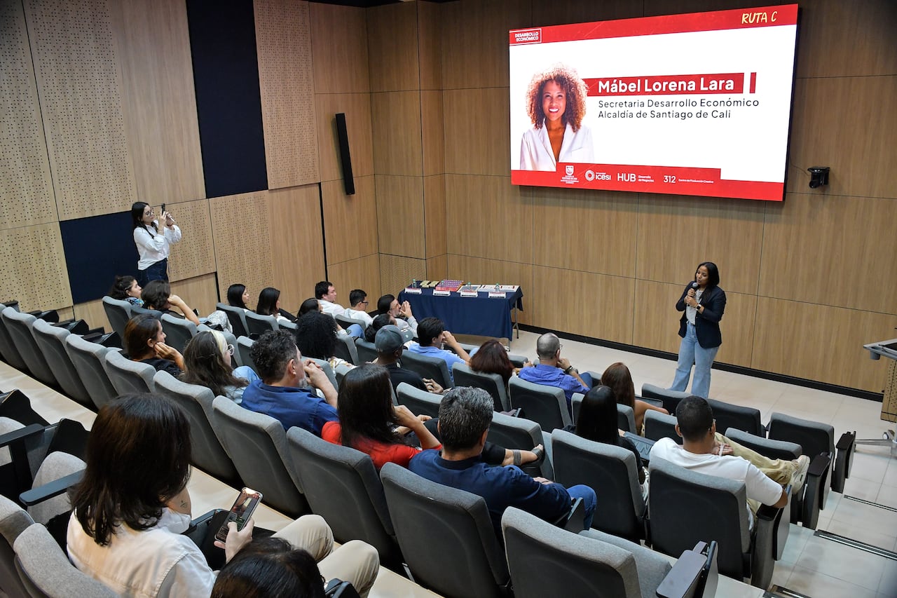 Los emprendimientos más destacados por su compromiso y excelencia en los sectores musical y audiovisual fueron reconocidos durante la ceremonia de cierre de Ruta C.