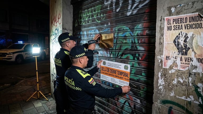 El establecimiento fue intervenido por las autoridades de Bogotá luego de que fueran encontrados 47 menores de edad en su interior.