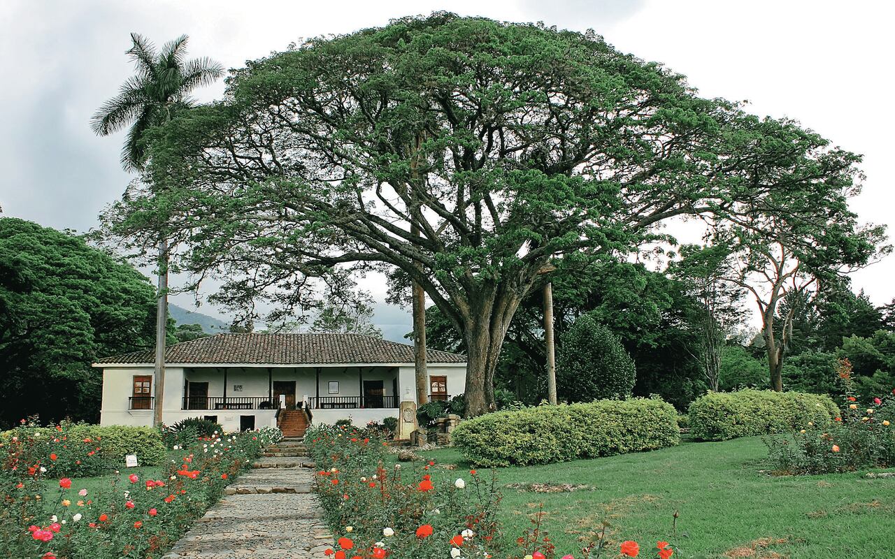 HACIENDA EL PARAISO