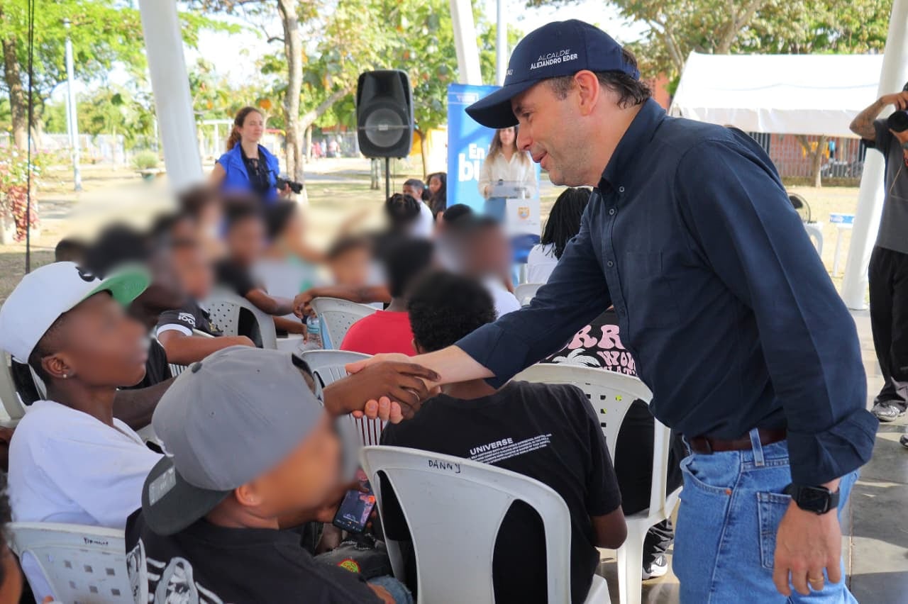 El convenio entre la Alcaldía de Cali y la Fundación Plan busca beneficiar inicialmente a 600 adolescentes en condición de vulnerabilidad.