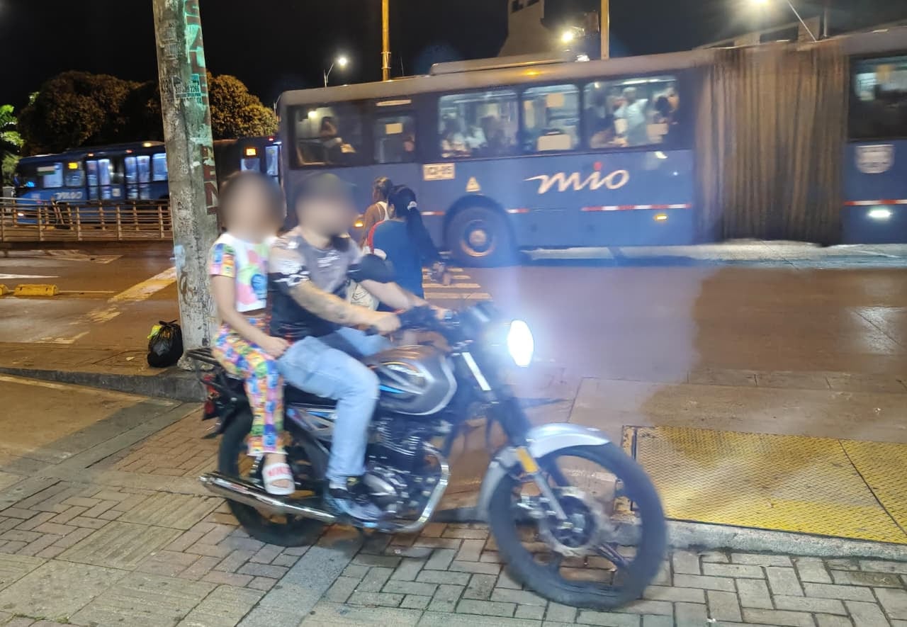 Vecinos del sector denuncian el constante tránsito de motocicletas a alta velocidad.