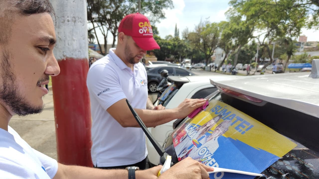 En Cali se lleva a cabo una jornada de apoyo a la fórmula del Centro Democrático al a Presidencia.