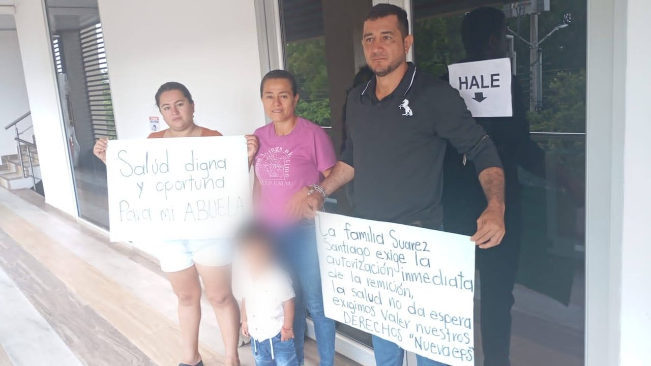 Familiares de una adulta mayor realizaron un plantón en las instalaciones de la Nueva EPS en San José del Guaviare para exigir una remisión médica urgente.Se espera una respuesta de la entidad y de las autoridades de salud del país.