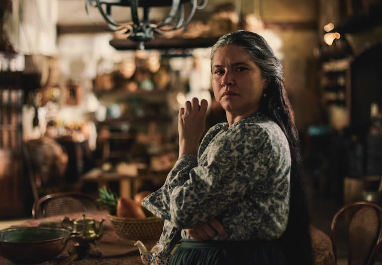 Marleyda Soto es Úrsula Iguarán en Cien Años de Soledad, en la primera y segunda temporada de la serie en Netflix