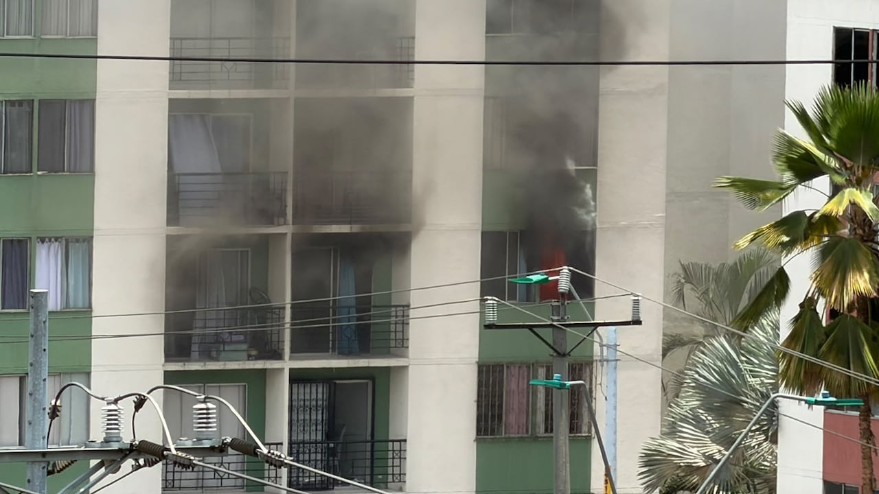 Incendio en Brisas de los Alamos