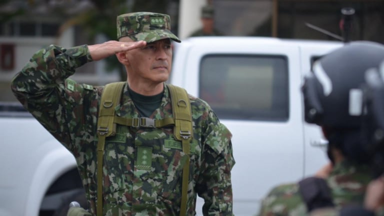 El Reto de la nueva cúpula militar: un estado débil ante grupos armados fuertes