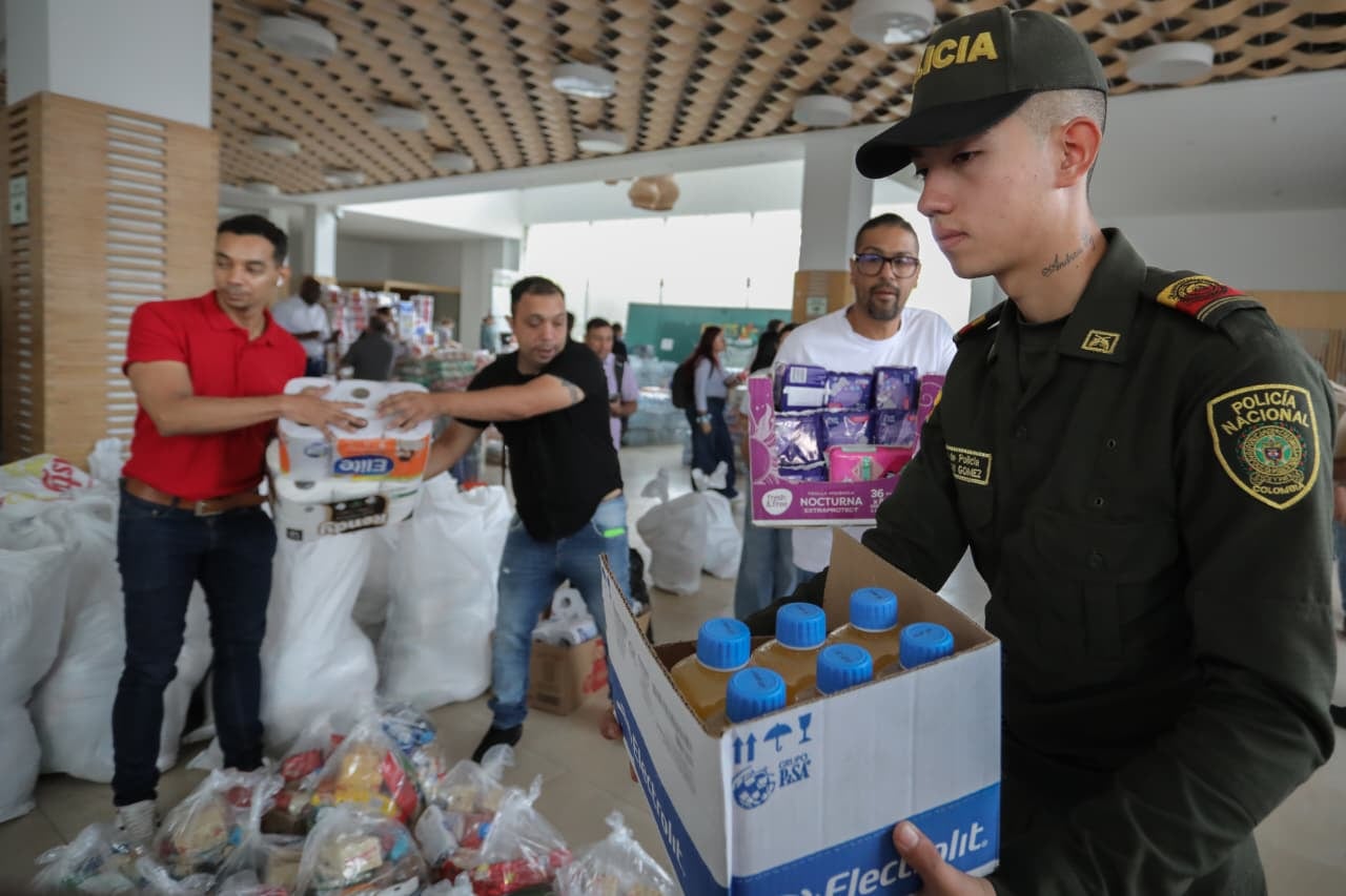 Más de 40 toneladas de ayudas humanitarias han sido recolectadas en la campaña "En comunidad podemos ayudar", una iniciativa liderada por la Gobernación del Cauca para asistir a los damnificados del sismo del pasado 10 de agosto.