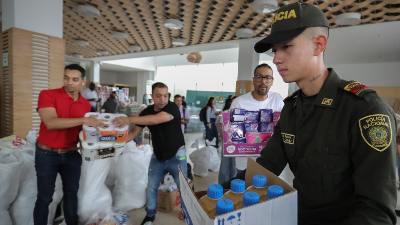 Más de 40 toneladas de ayudas humanitarias han sido recolectadas en la campaña "En comunidad podemos ayudar", una iniciativa liderada por la Gobernación del Cauca para asistir a los damnificados del sismo del pasado 10 de agosto.