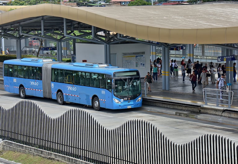 El presidente de Metrocali, Óscar Ortiz, sostuvo que está listo el cronograma para poner en marcha el plan de salvamento del sistema de transporte masivo, MÍO, amenazado hoy por una severa crisis estructural. Fotos Raúl Palacios / El País / 23 de Junio del 2023 Cali.