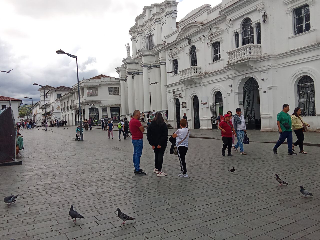 En Popayán, están convocadas varias organizaciones sociales para recorrer las principales vías de la capital del Cauca y después concentrarse en el Parque Caldas, en pleno corazón del Centro Histórico.