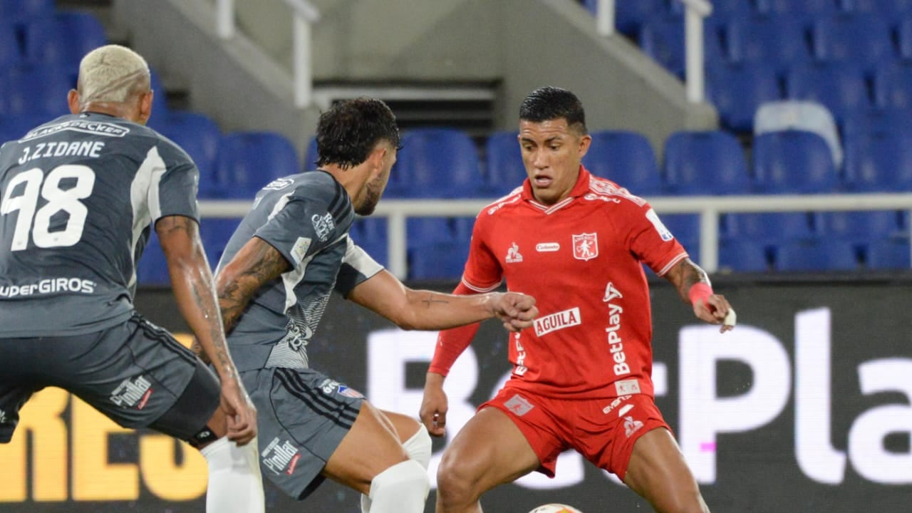 Imagen del partido de la segunda fecha del Grupo A de los cuadrangulares semifinales Liga Colombiana 2025, entre América de Cali y Junior de Barranquilla.