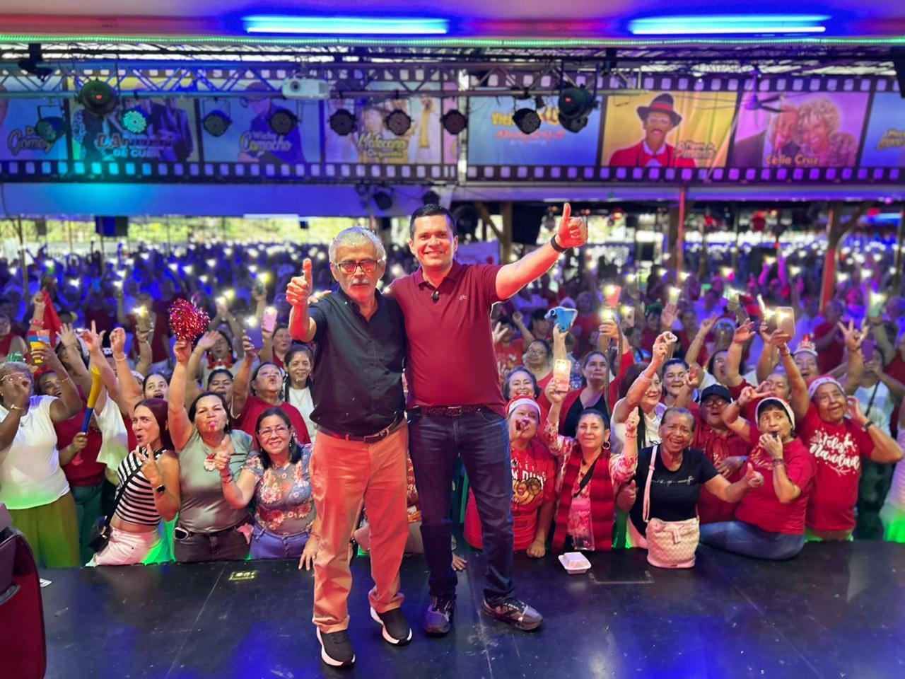 Rojas Suárez durante un encuentro ciudadano.