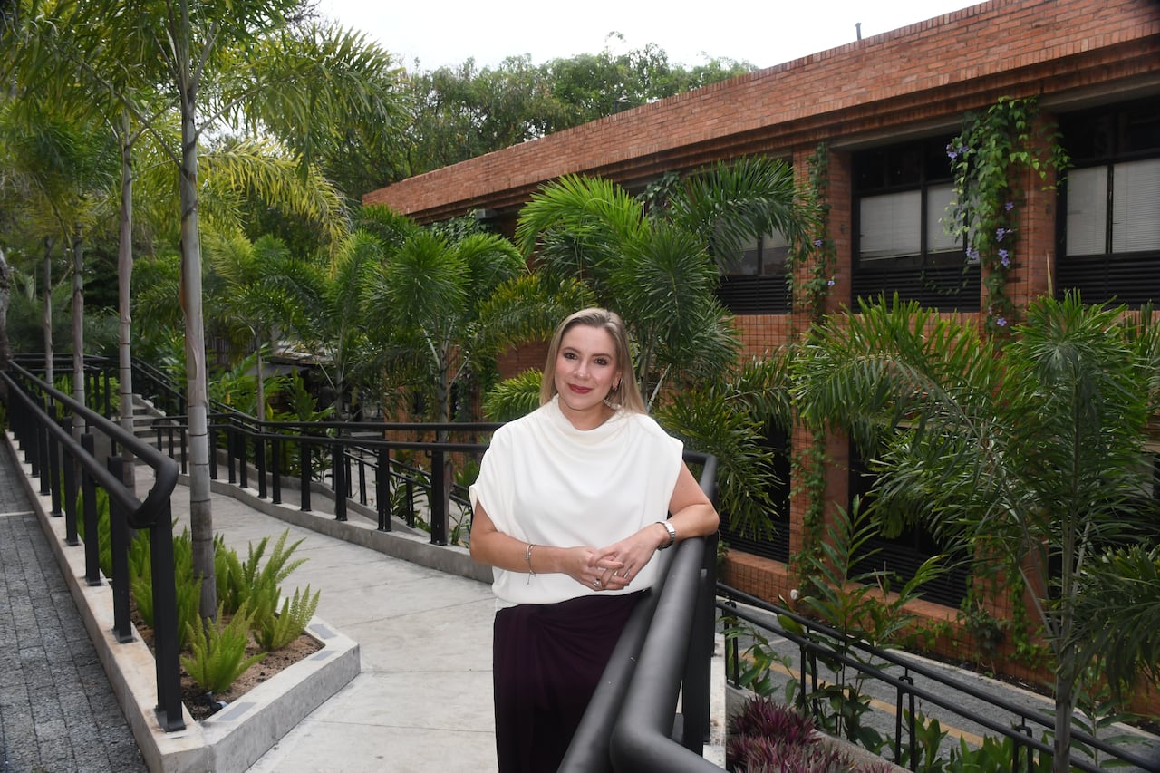 Jimena Botero Sarassa, directora del Centro de Liderazgo Generativo de la Universidad Icesi, plantea que liderar implica generar condiciones para que las personas den lo mejor de sí.
