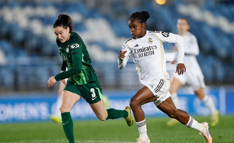 Linda Caicedo durante un partido con el Real Madrid en la Liga de España.