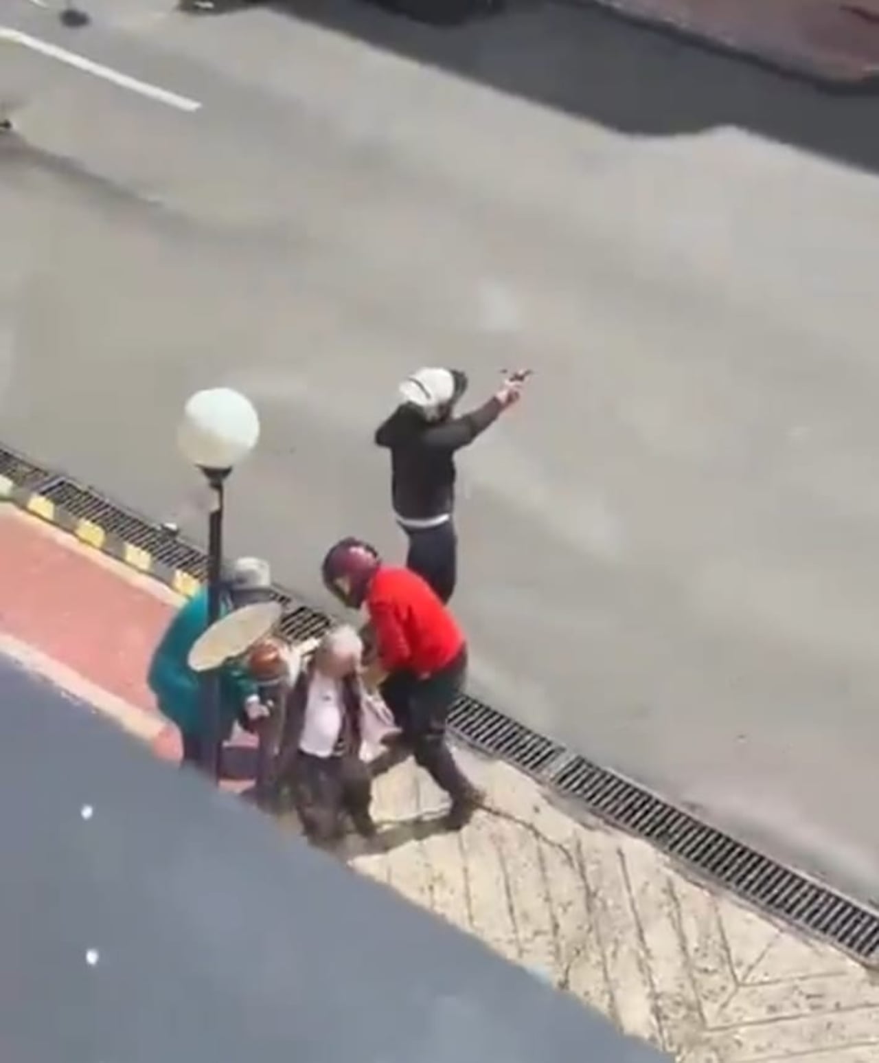 Fleteo contra dos adultos mayores en Bogotá.