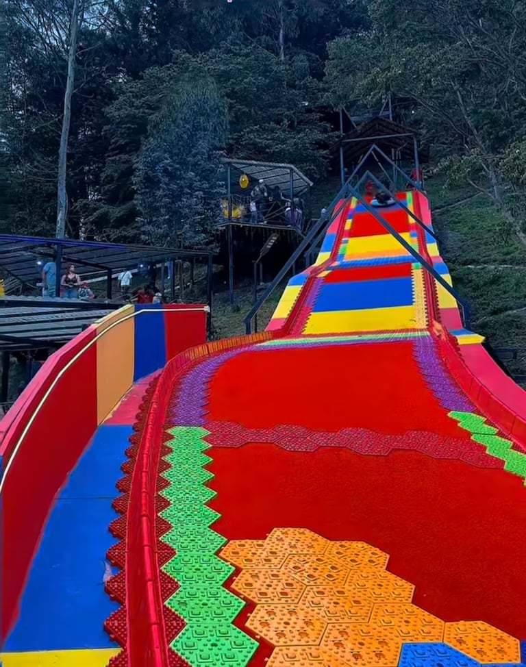 Murió joven en accidente en tobogán de establecimiento turístico en Chinácota, Santander.