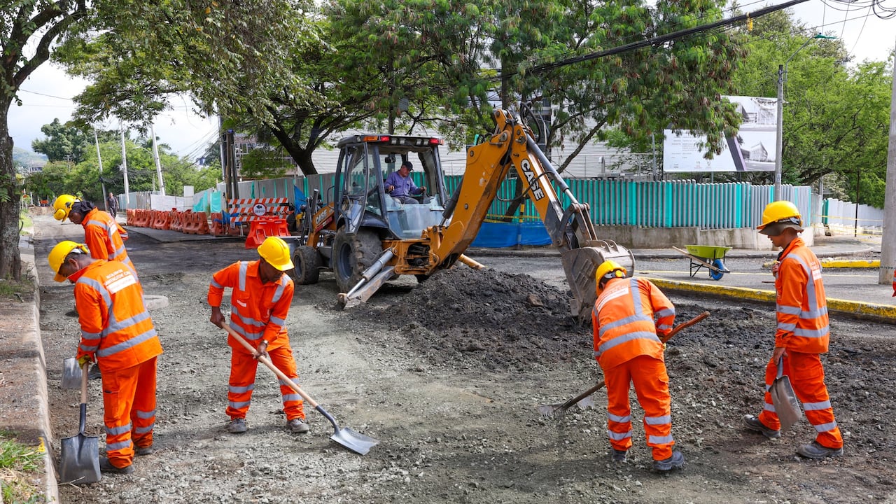 La intervención busca corregir hundimientos y grietas que afectaban la movilidad de residentes, usuarios del corredor Cristo Rey y estudiantes de la Universidad del Valle.