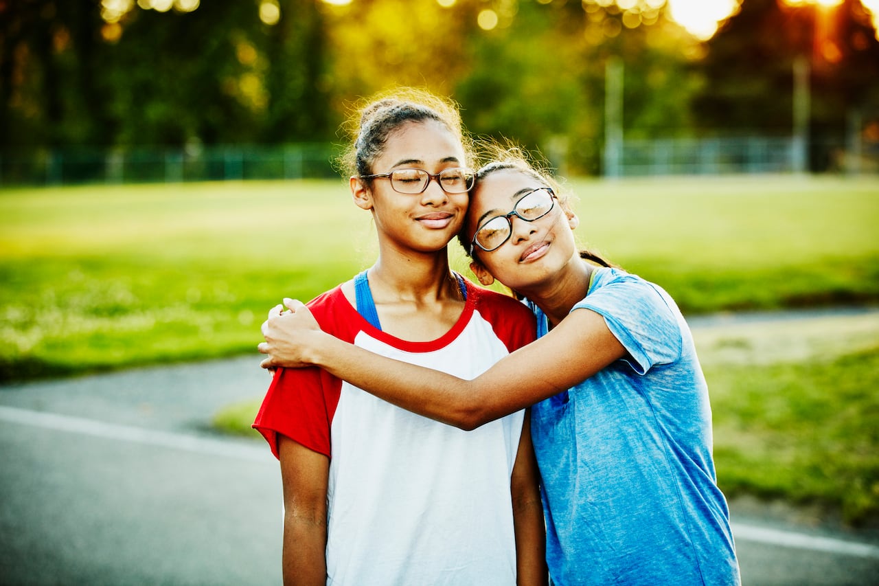 ¿Se ha preguntado alguna vez si el orden de nacimiento influye en la inteligencia? Un estudio reciente arroja resultados reveladores.
