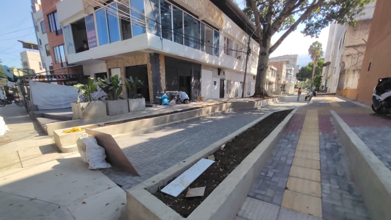 Habitantes de Cañaveralejo Seguros Patria II continúan expresando observaciones sobre la intervención realizada en la Carrera 63A entre calles 6A y 9.