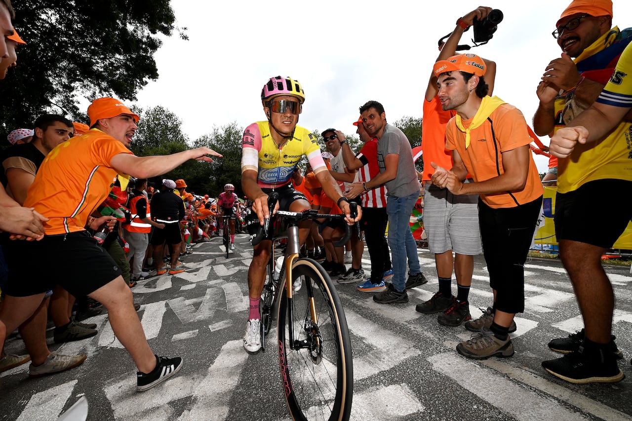 Richard Carapaz tuvo que abandonar el Tour de Francia 2023.