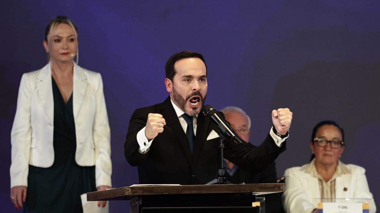 Acto de entrega de credenciales mediante el cual Abelardo De La Espriella y José Manuel Restrepo Abondano serán acreditados como presidente y vicepresidente de la República de Colombia para el periodo constitucional 2026–2030.