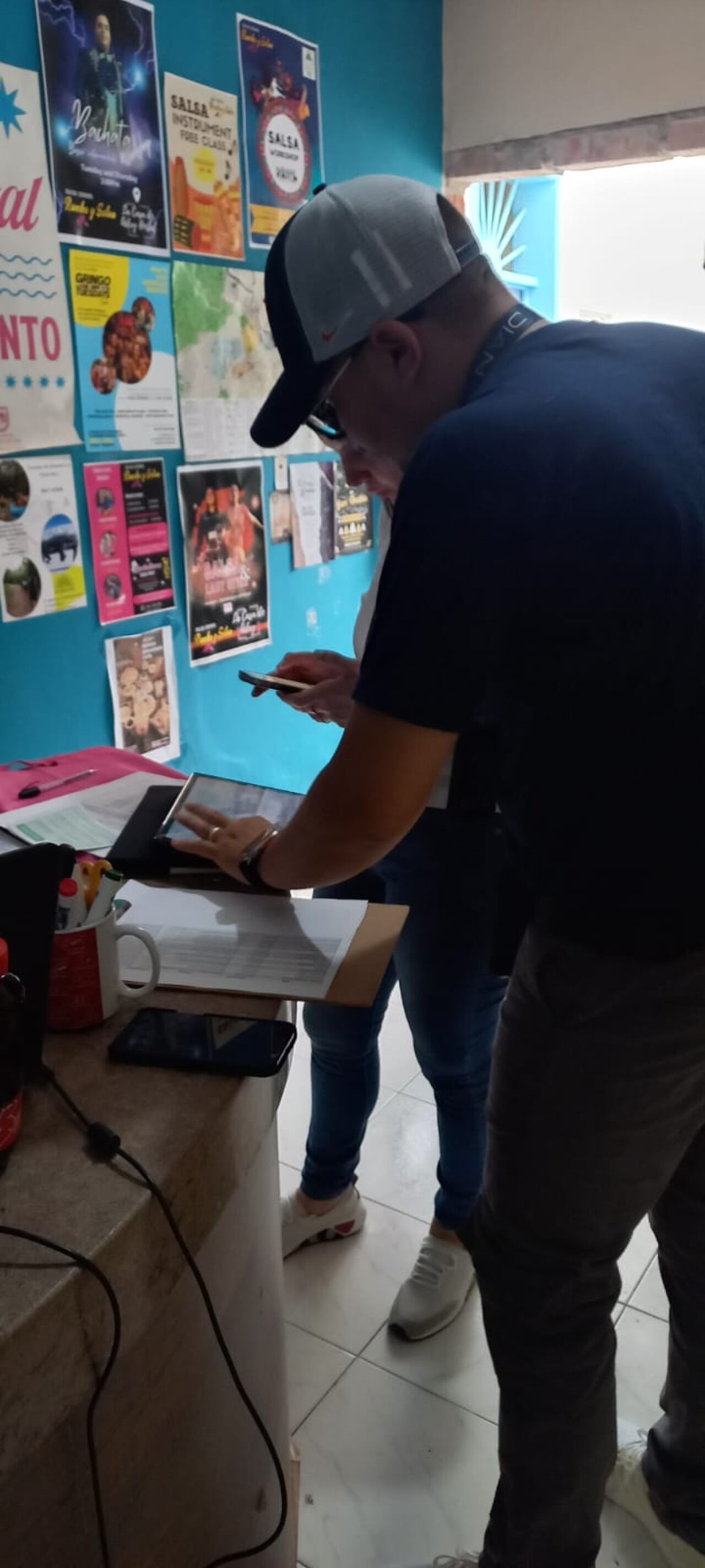 La Dian hizo operativos en Cali para comprobar la facturación electrónica.