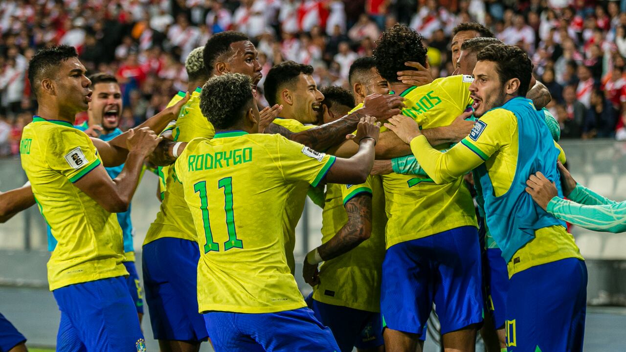 LIMA, PERU - SEPTEMBER 12: Marcos Correa of Brazil (C) celebrating his goal with his teammates during the FIFA World Cup 2026 Qualifiers match between Peru and Brazil at Estadio Nacional de Lima on September 12, 2023 in Lima, Peru. (Photo by Martin Fonseca/Eurasia Sport Images/Getty Images)