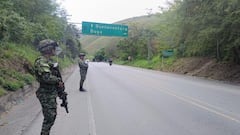 Soldados en la vía Dagua-Buenaventura