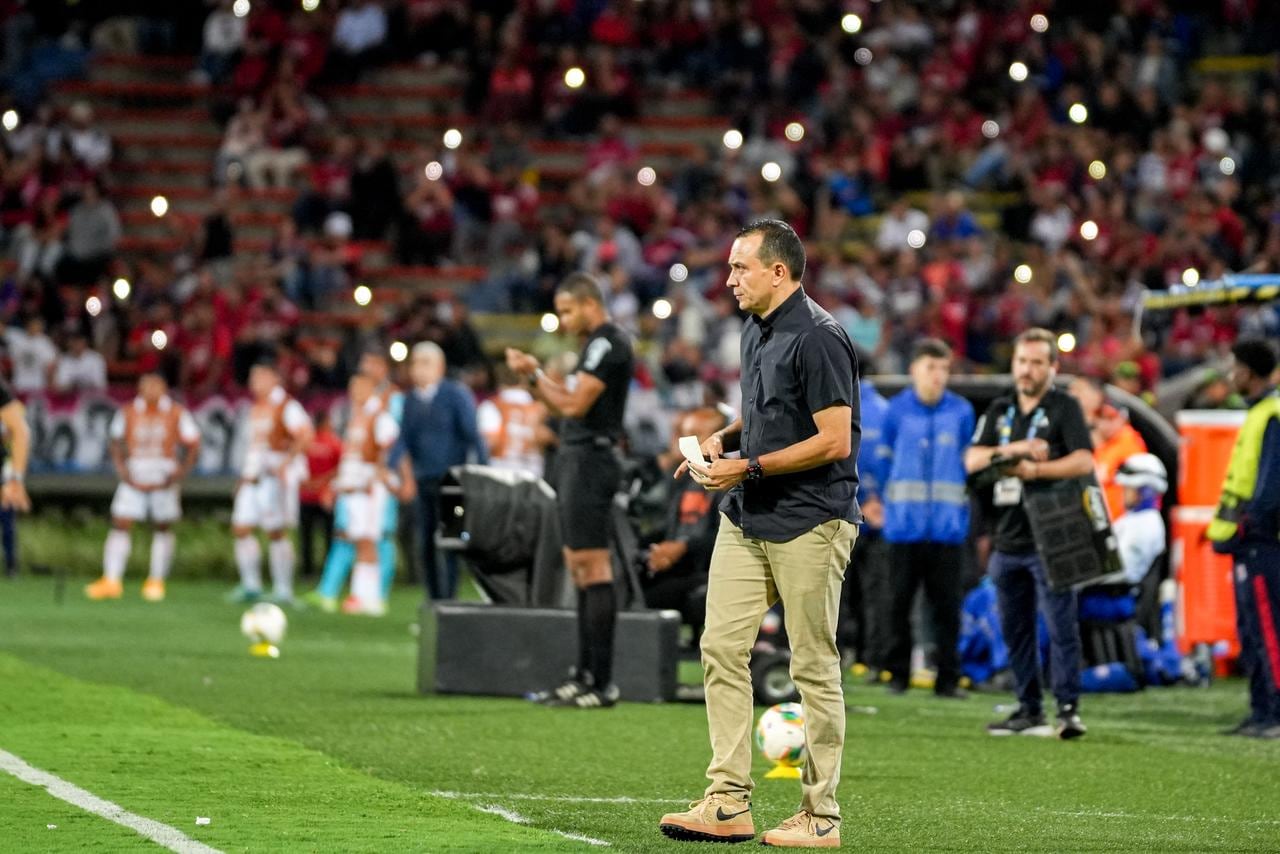 Alejandro Restrepo, técnico del Independiente Medellín.