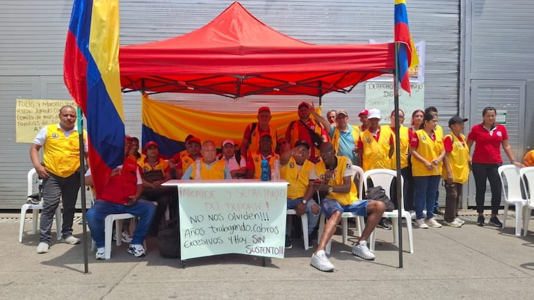 Protesta de vendedores en el Pascual Guerrero.