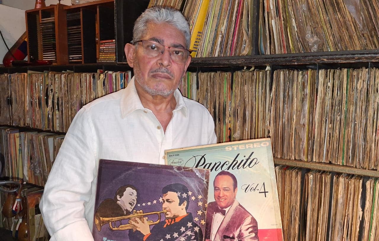 Héctor ‘Terminator’ Montaño y la resistencia del vinilo frente a la salsa digital