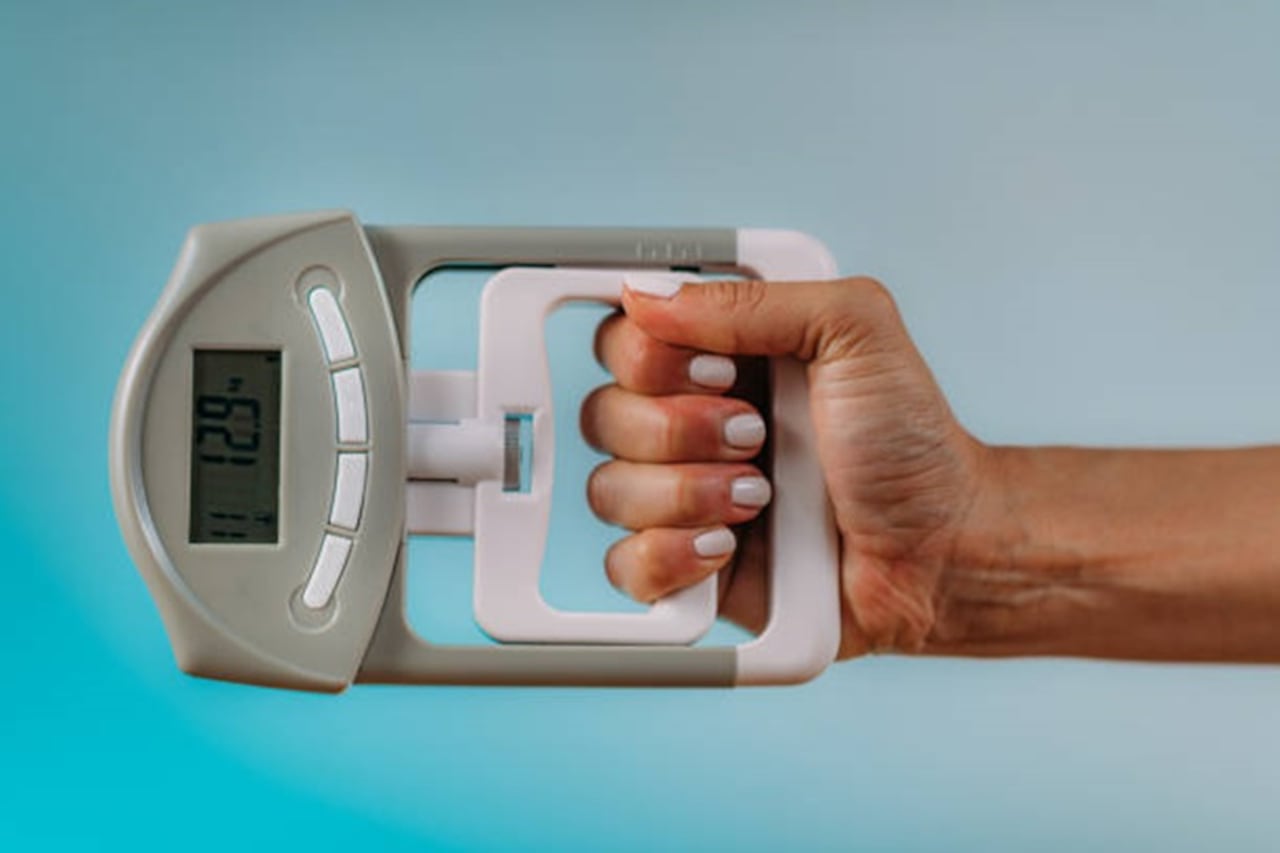 La fuerza en las manos está relacionada con el envejecimiento