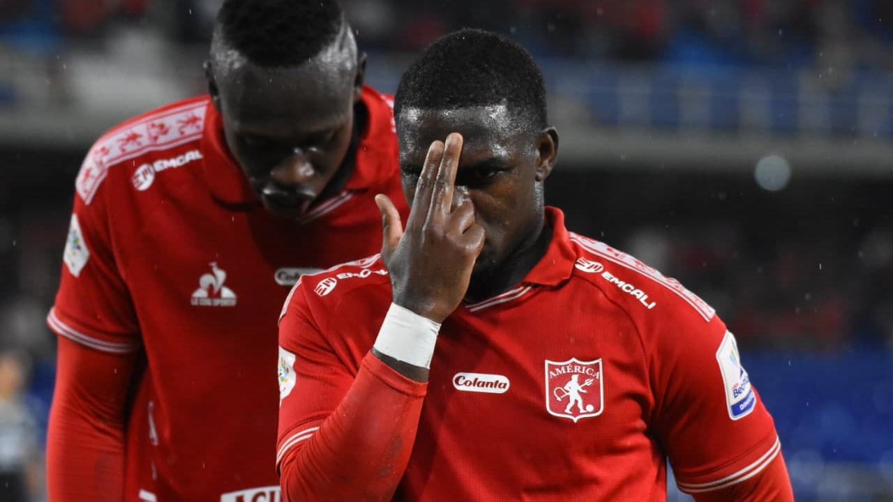 Imagen del partido entre América de Cali y Independiente Medellín por la tercera fecha del Grupo A de los cuadrangulares semifinales del segundo semestre de la Liga Colombiana 2025.