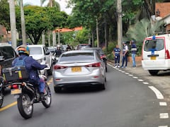 La Secretaría de Movilidad evalúa la instalación de medidas de control de velocidad y un nuevo paso peatonal en la Avenida Belalcázar, frente al Museo Caliwood.
