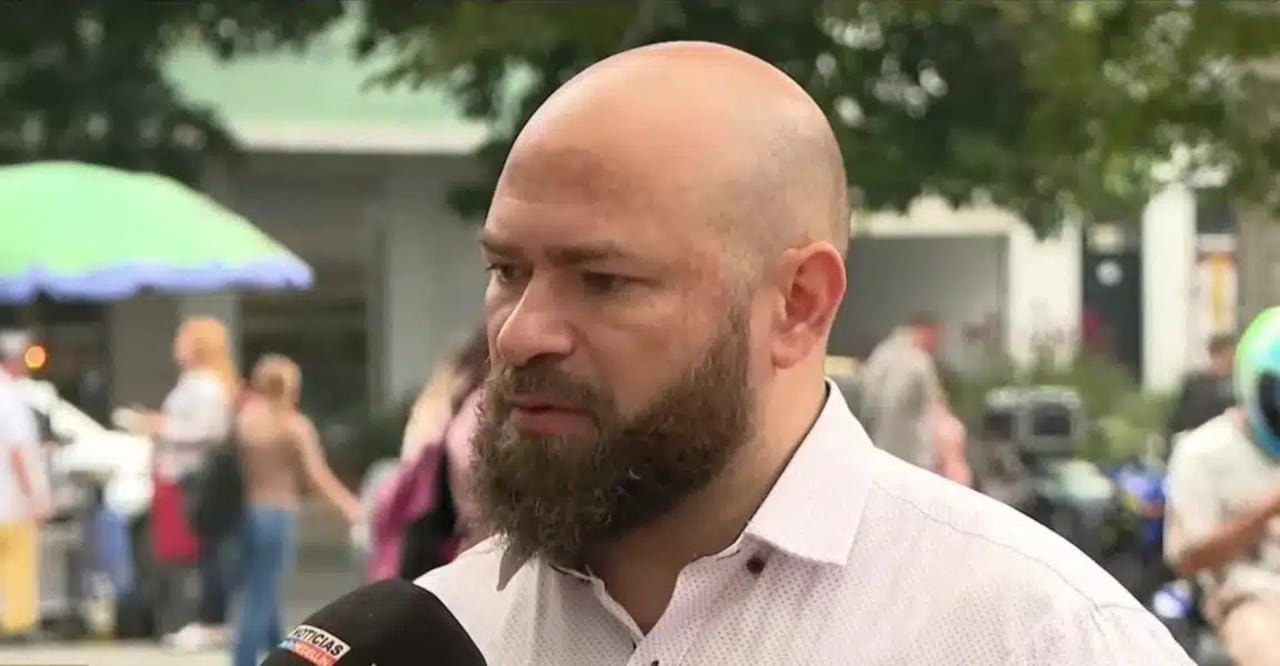 Jorge Gómez denunció presuntas irregularidades durante un procedimiento odontológico en Medellín.