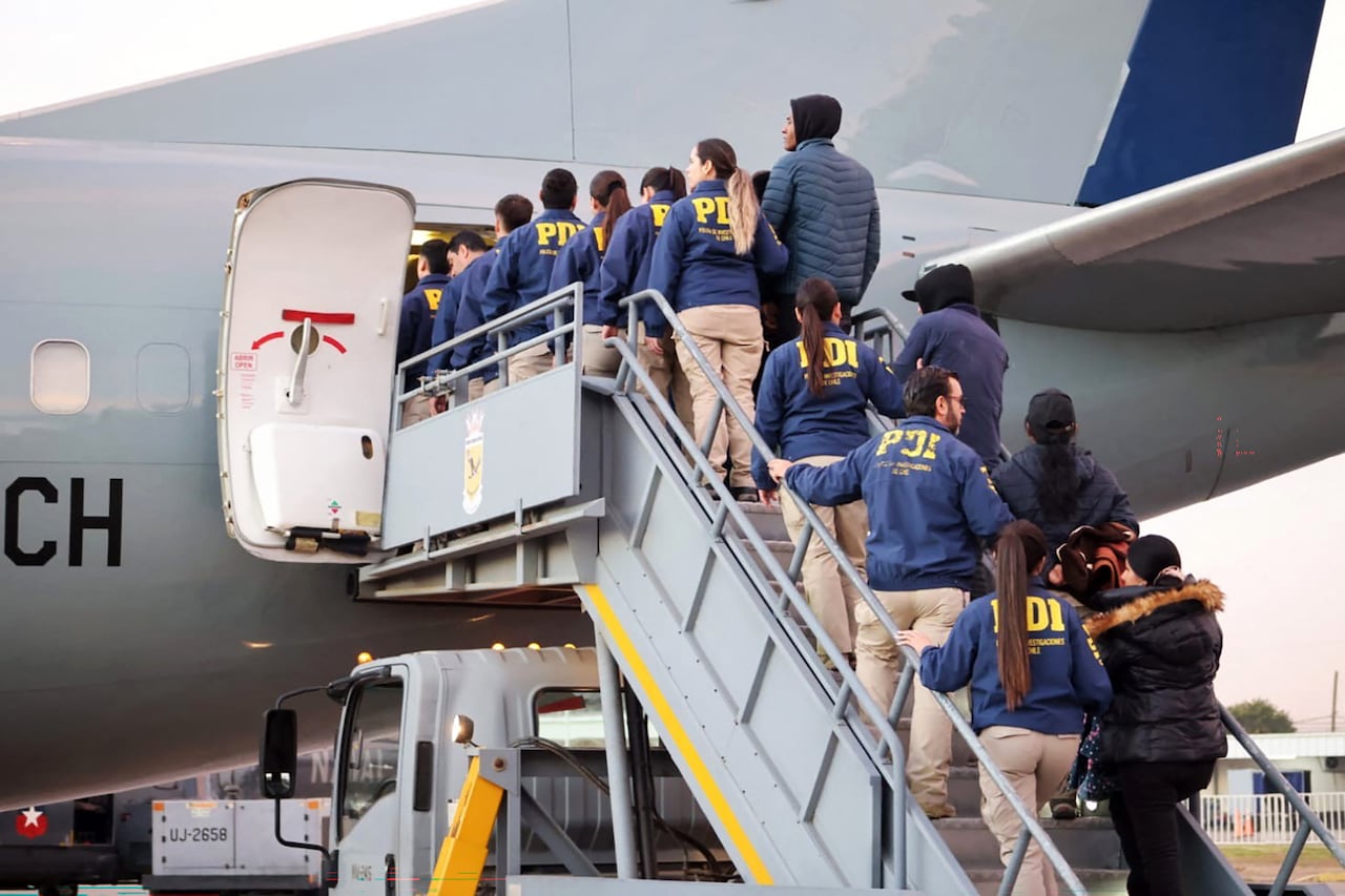 Las imágenes de aviones cargados de migrantes siendo deportados de los Estados Unidos se han vuelto a ver, ahora desde países de Latinoamérica.