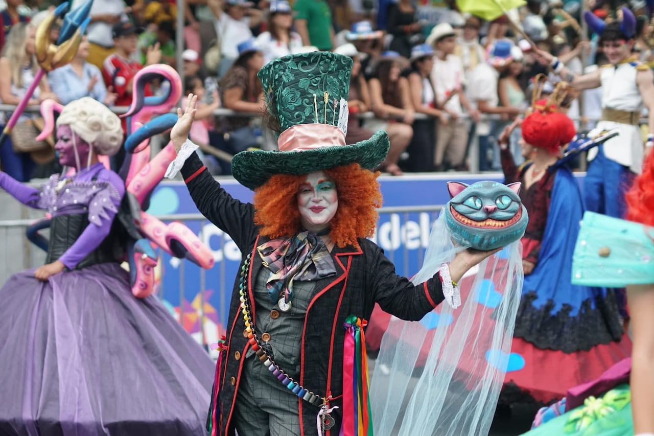 Postal del desfile de la Fiesta de Mi Pueblo de la Feria de Cali 2025, en la tarde de este viernes 26 de diciembre.