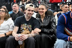 El hijo mayor de Victoria y David Beckham publicó una serie de mensajes que reavivan la polémica sobre su distanciamiento familiar.