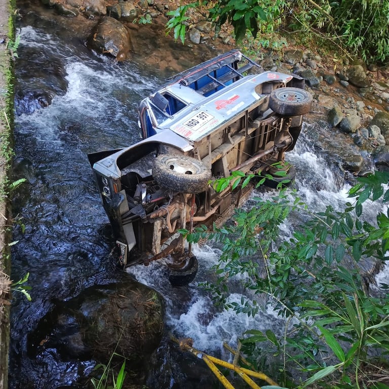 Así terminó el ehículo implicado en accidente en el sector de Villacarmelo.