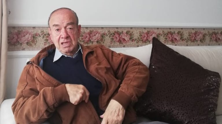 Alvaro Uribe González.