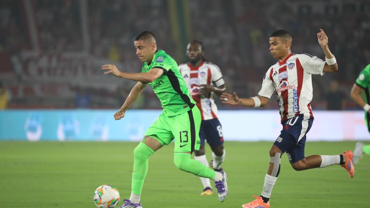 Imagen del partido entre Junior de Barranquilla y Atlético Nacional por la fecha 4 del Grupo A de los cuadrangulares semifinales del segundo semestre de la Liga Colombiana 2025.