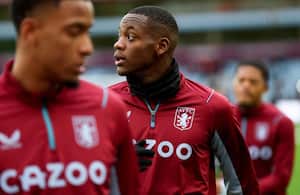 Jhon Jáder Durán jugó un poco más de 10 minutos en su estreno con Aston Villa.