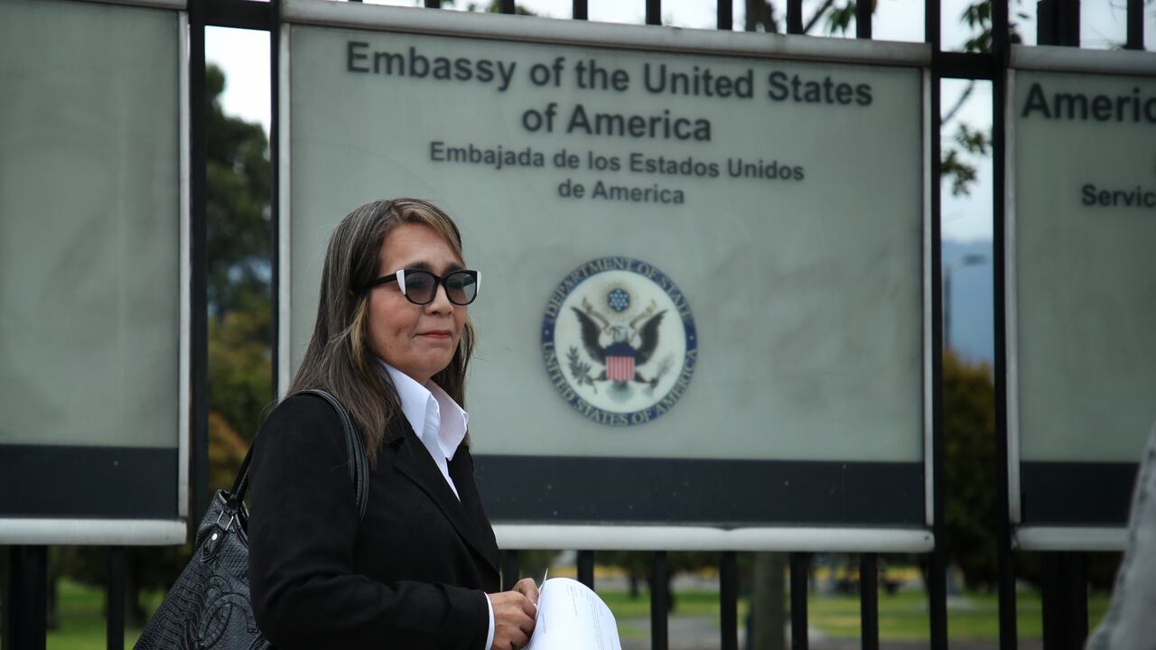 Embajada de Estados Unidos en Colombia
sección de visas, filas para solicitar visa americana