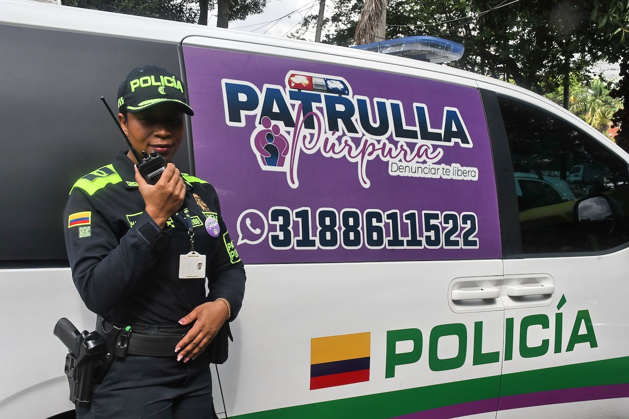 Domingo: Especial Día de la Mujer. Mayor Martha Orejuela, Patrulla Púrpura, Policía.