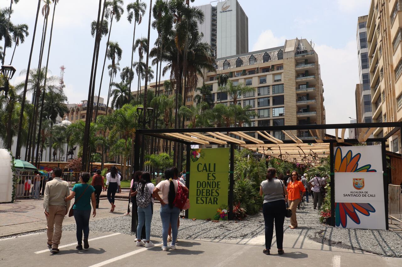 Plaza de Cayzedo y Centro de Cali peatonal. Plan piloto para dejarlo peatonal después de la COP16.