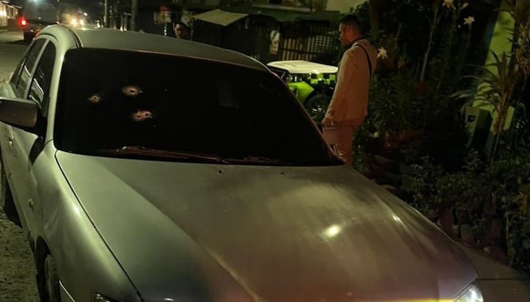 En este vehículo se movilizaba las víctimas al momento del ataque armado, registrado al norte de la ciudad de Popayán.