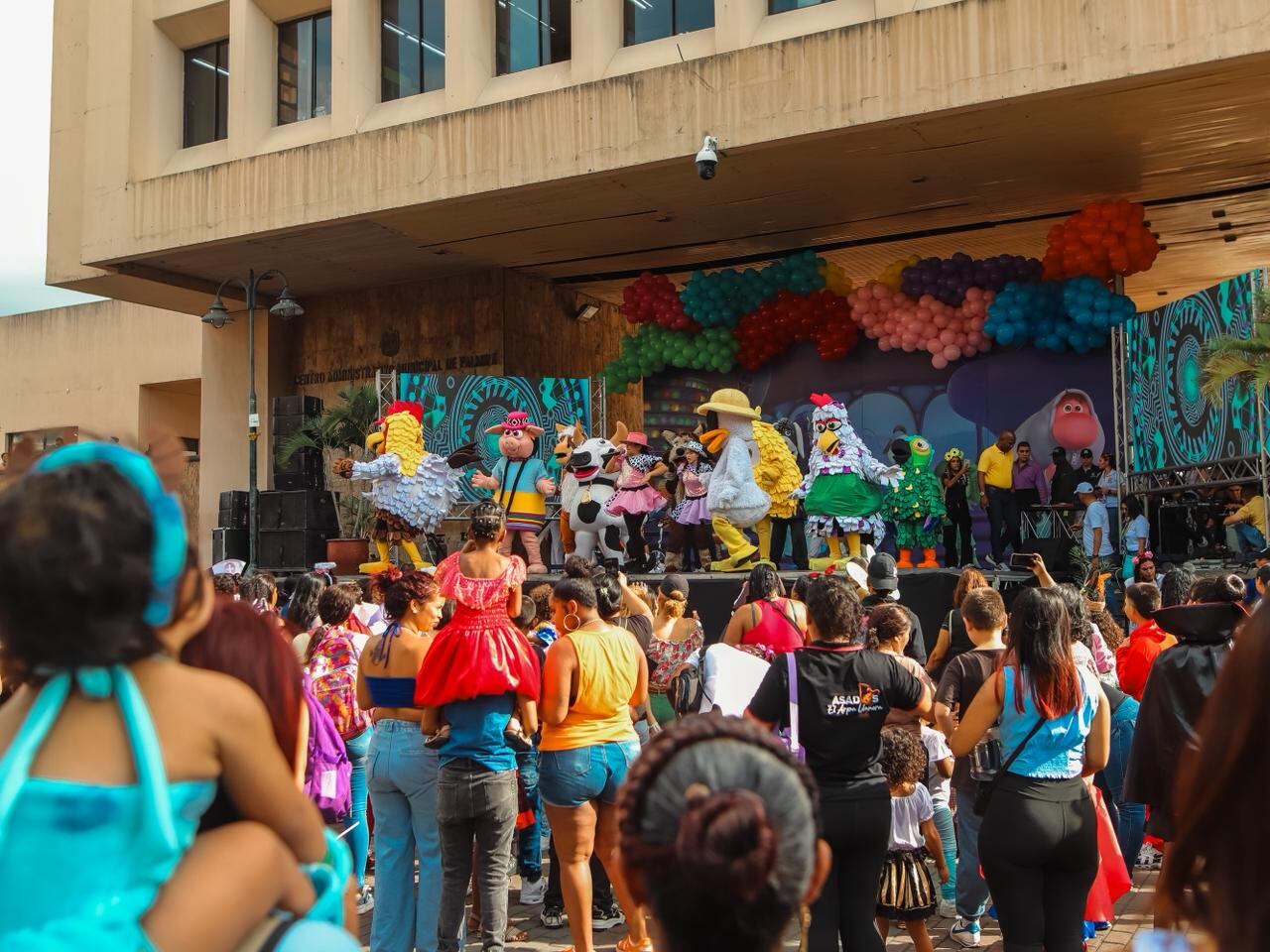 El 31 de octubre es una fiesta muy especial para los niños y niñas de Colombia. En Palmira, se ha diseñado una programación muy completa para que puedan disfrutar tranquilamente de este día. Foto: Alcaldía de Palmira / El País.