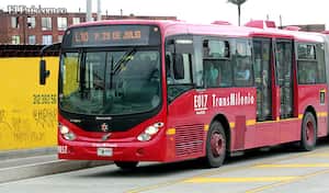 El IDU suspendió la licitación que extendería Transmilenio hasta el Aeropuerto Internacional ElDorado de Bogotá.