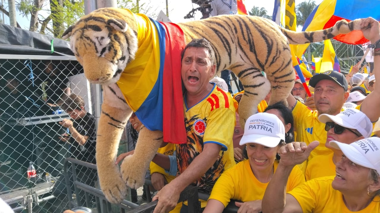 Masivo acompañamiento que recibió el candidato Abelardo de la Espriella durante su cierre de campaña en Buga.
